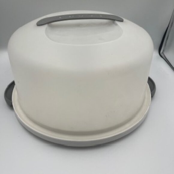 Sterilite Cake‎ And Dessert Carrier 12 Inch Round - Picture 1 of 6